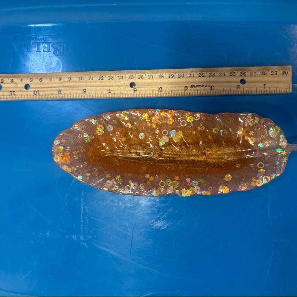 Homemade resin jewelry dish